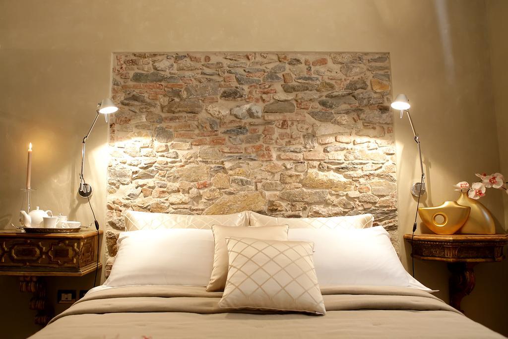 مبيت وإفطار بيزا Residenza D'Epoca -Santa Caterina الغرفة الصورة