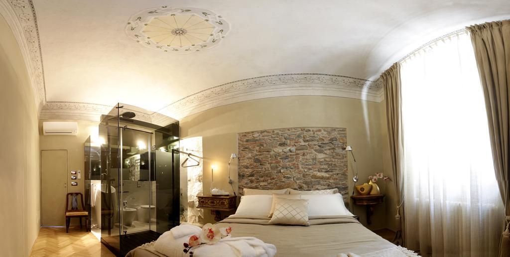 مبيت وإفطار بيزا Residenza D'Epoca -Santa Caterina الغرفة الصورة